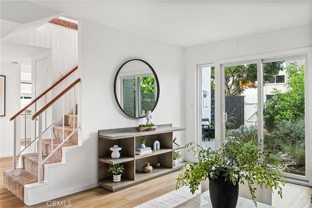 365 Monte Vista Avenue, Costa Mesa, CA 92627