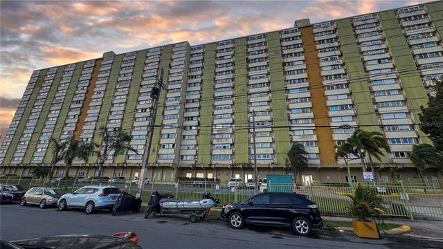 1050 LAS PALMAS AVENUE, COND PUERTA DE LA BAHIA 901, San Juan, PR 00907