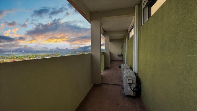 1050 LAS PALMAS AVENUE, COND PUERTA DE LA BAHIA 901, San Juan, PR 00907