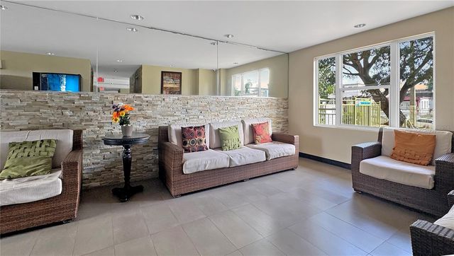 1050 LAS PALMAS AVENUE, COND PUERTA DE LA BAHIA 901, San Juan, PR 00907