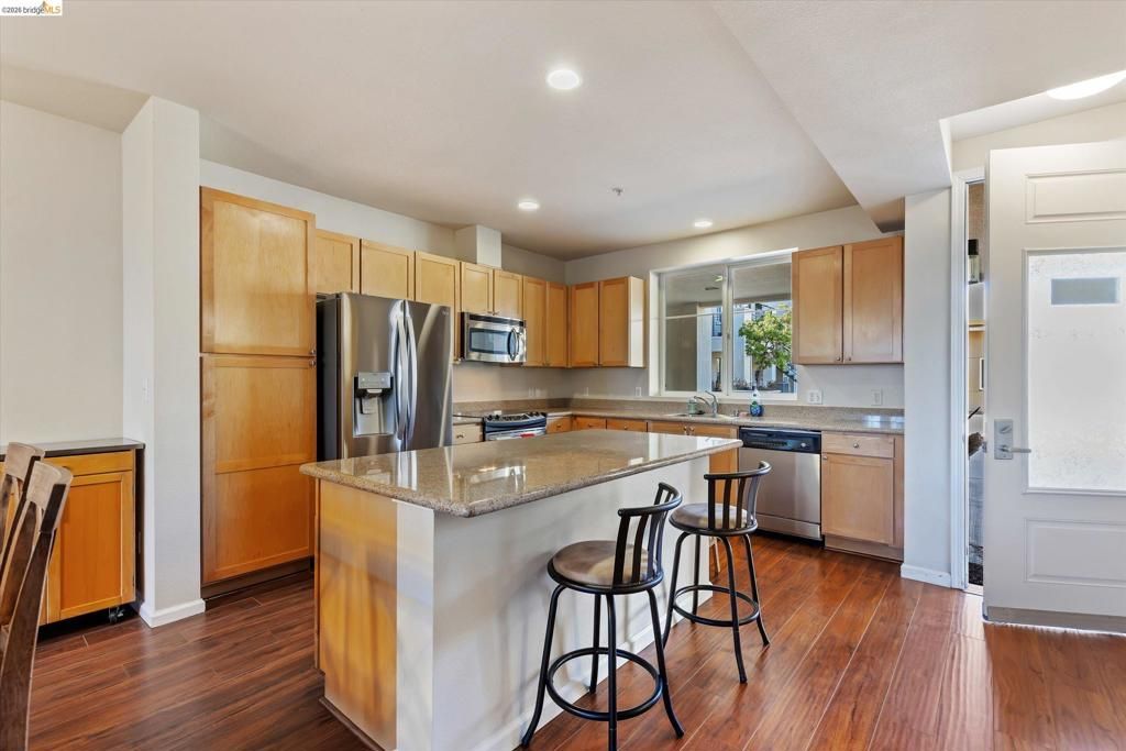 Image 14 of property listing at 88 88 E 6Th St 215, Pittsburg, CA 94565