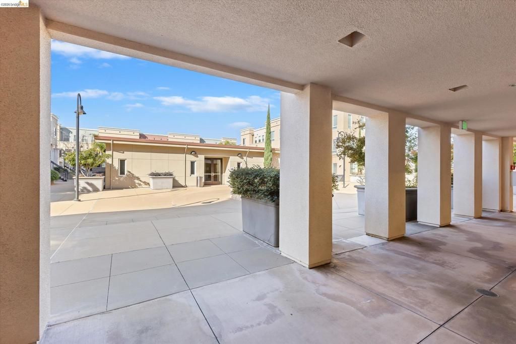 Image 4 of property listing at 88 88 E 6Th St 215, Pittsburg, CA 94565