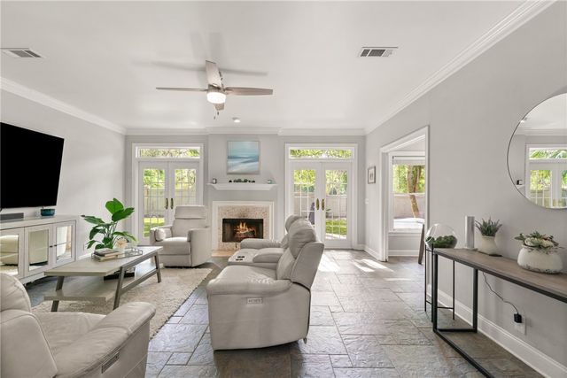 203 High Point Street, St Simons Island, GA 31522