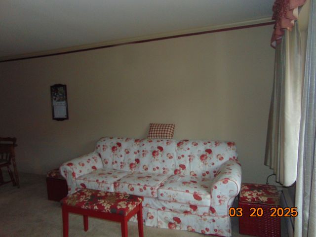 2915 W 13 Mile Road 209, Royal Oak, MI 48073