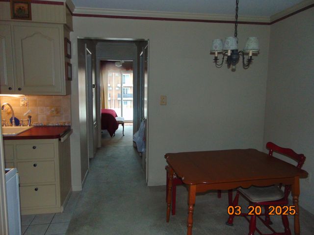 2915 W 13 Mile Road 209, Royal Oak, MI 48073