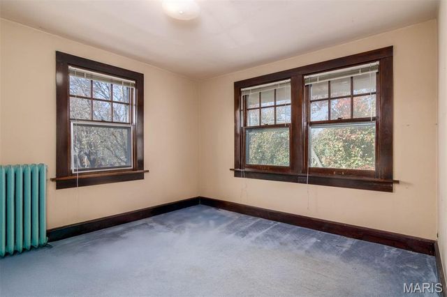 902 Walnut Street, Highland, IL 62249