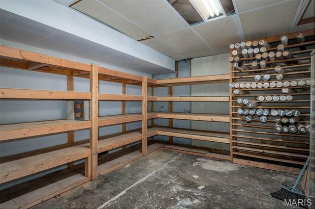 902 Walnut Street, Highland, IL 62249