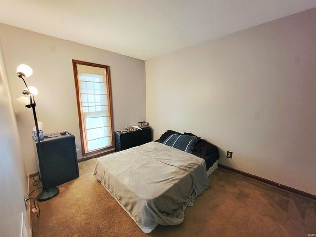 23057 Sheri Lane, Elkhart, IN 46514