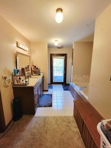 23057 Sheri Lane, Elkhart, IN 46514