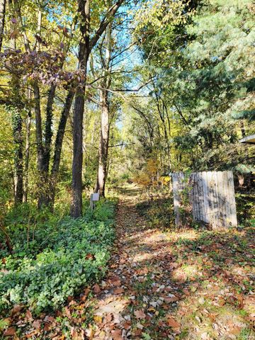 23057 Sheri Lane, Elkhart, IN 46514