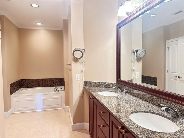 2626 Peachtree Road NW 1007, Atlanta, GA 30305