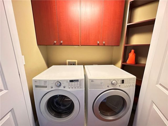 2626 Peachtree Road NW 1007, Atlanta, GA 30305