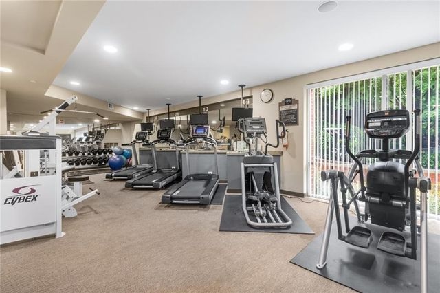 2626 Peachtree Road NW 1007, Atlanta, GA 30305