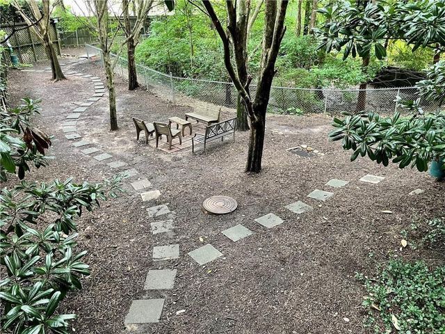 2626 Peachtree Road NW 1007, Atlanta, GA 30305