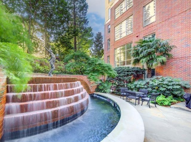 2626 Peachtree Road NW 1007, Atlanta, GA 30305