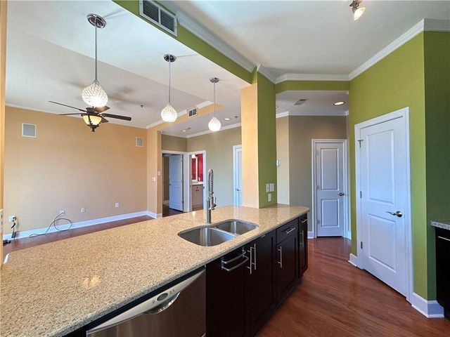 2626 Peachtree Road NW 1007, Atlanta, GA 30305