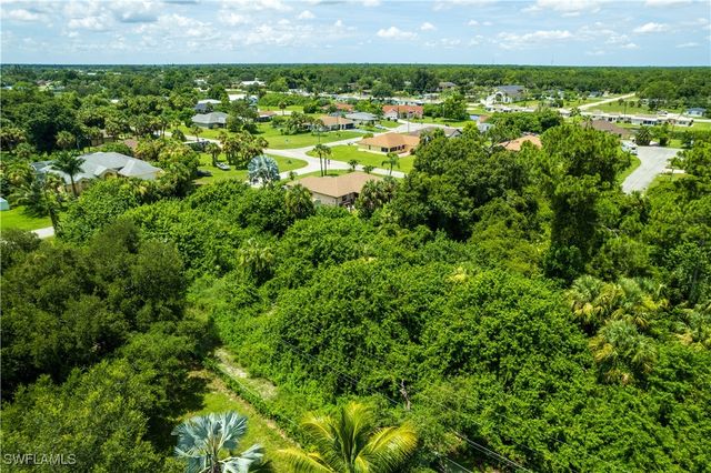 702 Robert AVE, Lehigh Acres, FL 33936