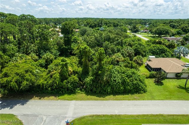 702 Robert AVE, Lehigh Acres, FL 33936