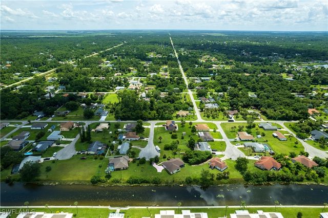 702 Robert AVE, Lehigh Acres, FL 33936