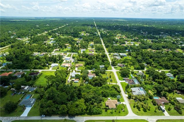 702 Robert AVE, Lehigh Acres, FL 33936