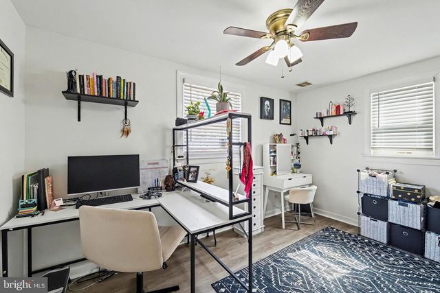 1434 10TH AVE, Williamstown, NJ 08094