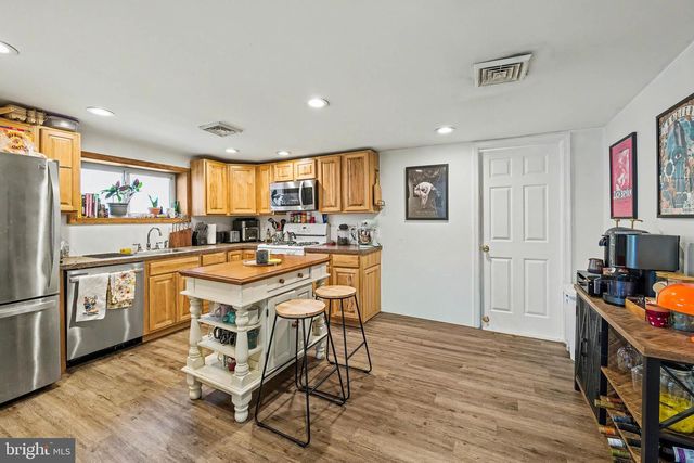 1434 10TH AVE, Williamstown, NJ 08094