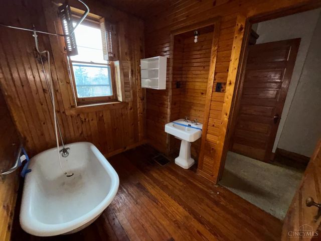 3339 Spokane Avenue, Cincinnati, OH 45207