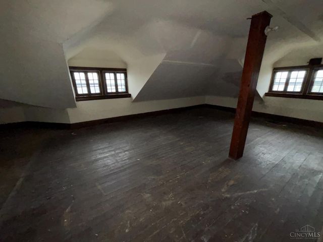 3339 Spokane Avenue, Cincinnati, OH 45207