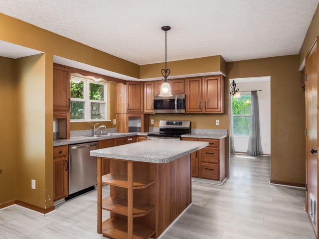 148 Cambridge Road, Delaware, OH 43015