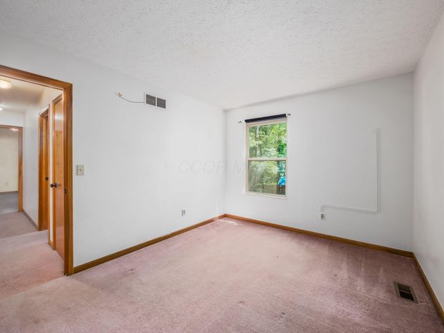 148 Cambridge Road, Delaware, OH 43015