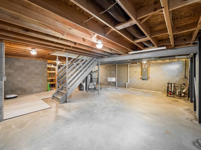148 Cambridge Road, Delaware, OH 43015