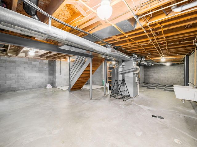 148 Cambridge Road, Delaware, OH 43015