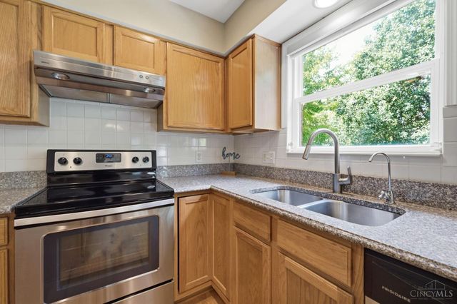 4050 Fox Hollow Court, Deerfield Twp., OH 45040