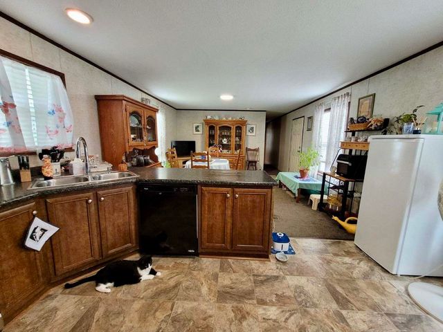 8204 WILLOW GLEN Drive, Erie, PA 16509