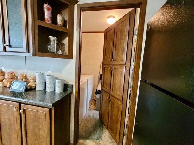 8204 WILLOW GLEN Drive, Erie, PA 16509