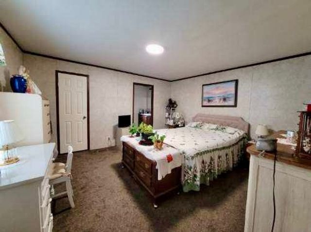 8204 WILLOW GLEN Drive, Erie, PA 16509
