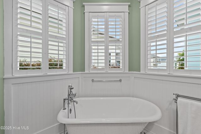 25 Oglethorpe Avenue, Clayton, NC 27527