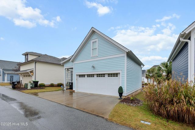 25 Oglethorpe Avenue, Clayton, NC 27527