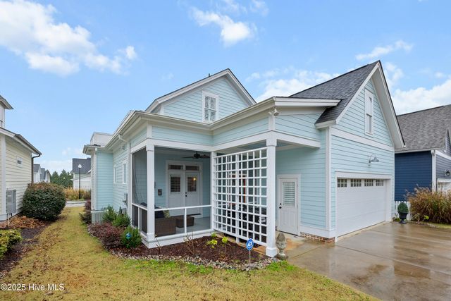 25 Oglethorpe Avenue, Clayton, NC 27527