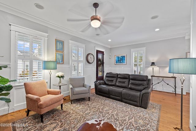 25 Oglethorpe Avenue, Clayton, NC 27527