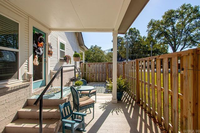 324 W North, Benton, AR 72015