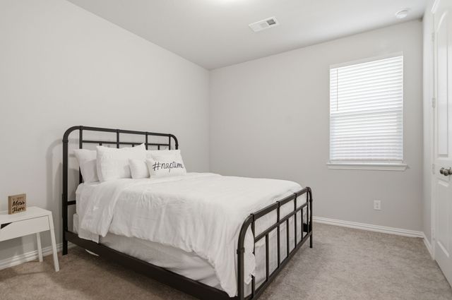 910 Winter Cherry Lane, Haslet, TX 76052