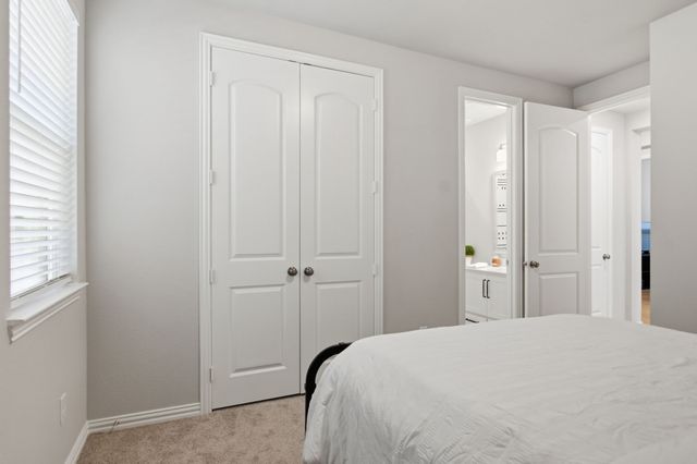 910 Winter Cherry Lane, Haslet, TX 76052