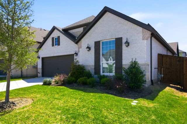 910 Winter Cherry Lane, Haslet, TX 76052