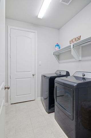 910 Winter Cherry Lane, Haslet, TX 76052