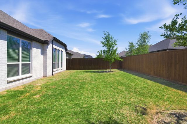 910 Winter Cherry Lane, Haslet, TX 76052