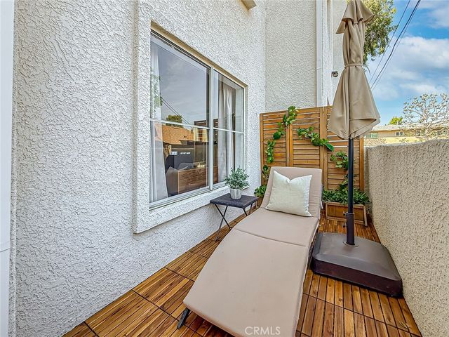 5420 Sylmar Avenue 118, Sherman Oaks, CA 91401