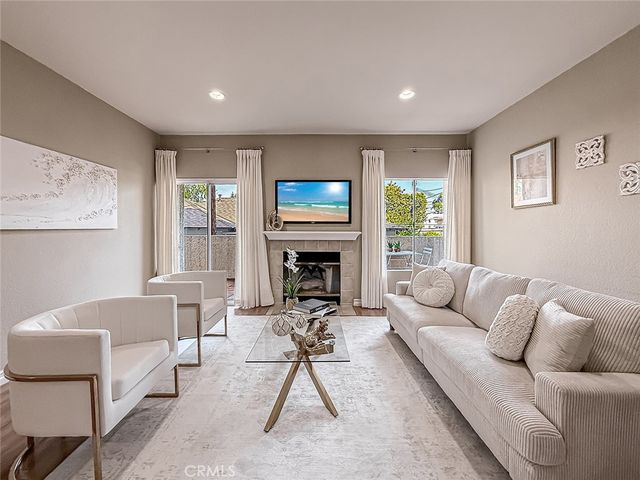 5420 Sylmar Avenue 118, Sherman Oaks, CA 91401