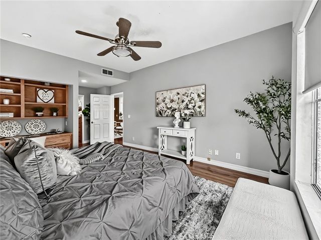 5420 Sylmar Avenue 118, Sherman Oaks, CA 91401