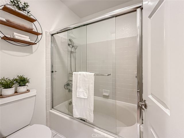 5420 Sylmar Avenue 118, Sherman Oaks, CA 91401